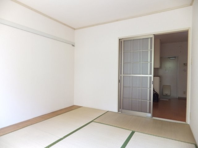 シャトル山崎Ａの内装