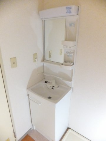 シャトル山崎Ａの独立洗面台