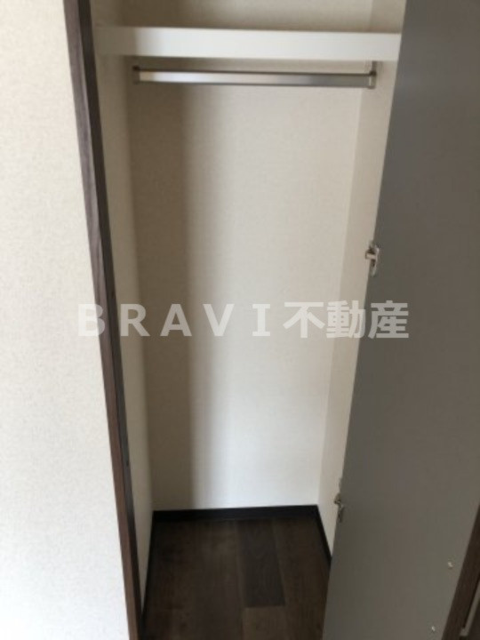 ブリリアントジュネス本町　BRAVI不動産の収納|【ブリリアントジュネス本町】便利な収納スペースです