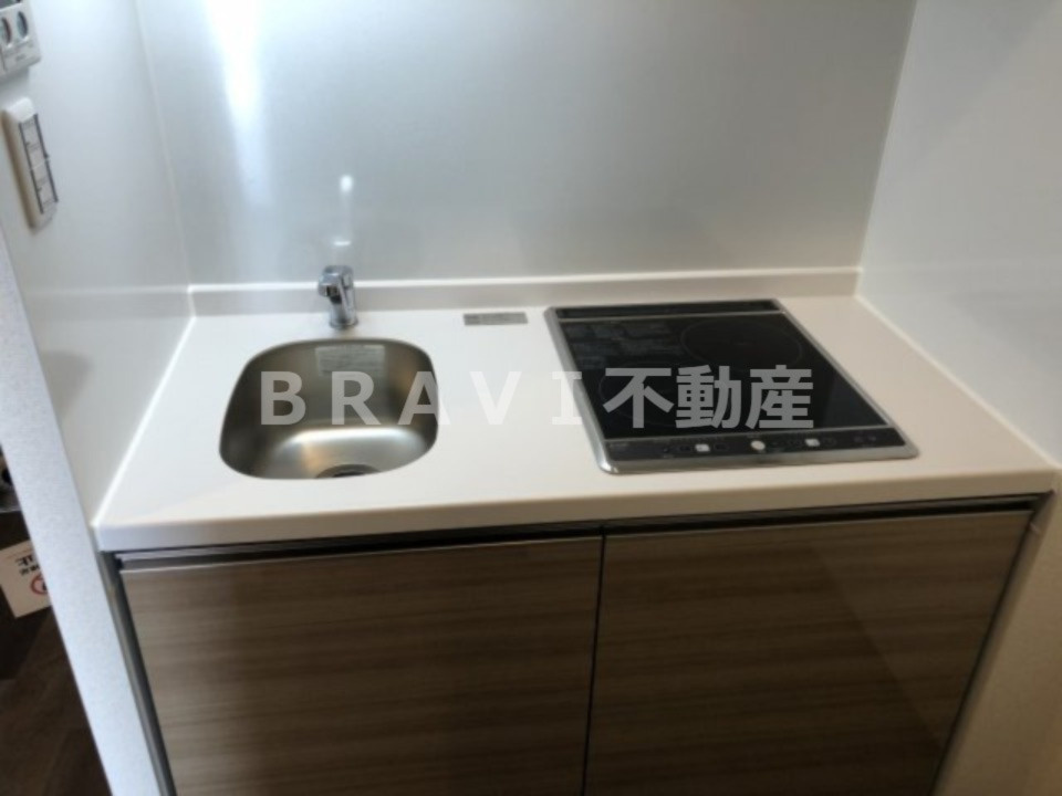 ブリリアントジュネス本町　BRAVI不動産のキッチン|【ブリリアントジュネス本町】使いやすいキッチンです