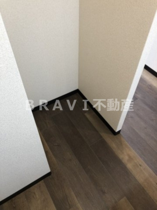 ブリリアントジュネス本町　BRAVI不動産の設備|【ブリリアントジュネス本町】洗濯機置き場