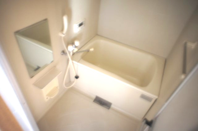 【浴室】 | ジュネス弐番館 | きれいなお風呂です