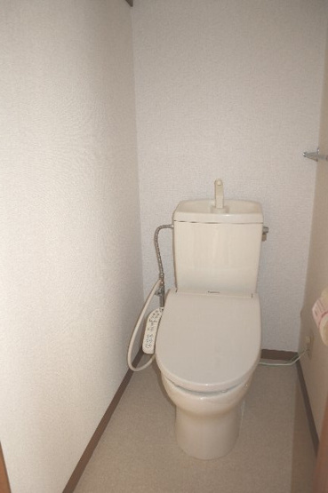 【トイレ】 | ジュネス弐番館 | 落ち着いた色調のトイレです