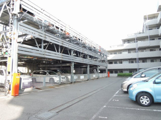 【駐車場】 | 機械式駐車場です。