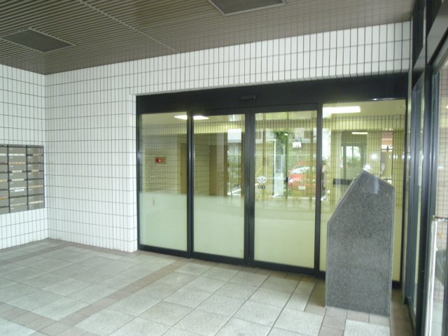 ユーハイム諏訪野リベックス【キャッシュバック対象物件】のロビー
