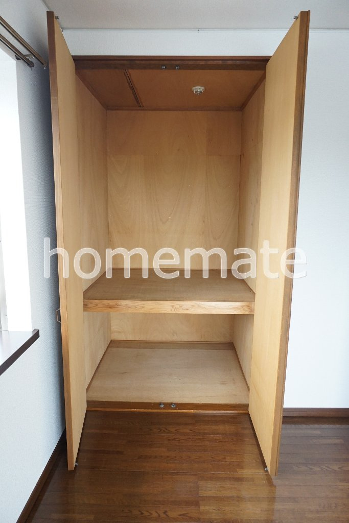 上益城郡益城町大字福富のアパートの収納