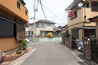 【前面道路含む現地写真】