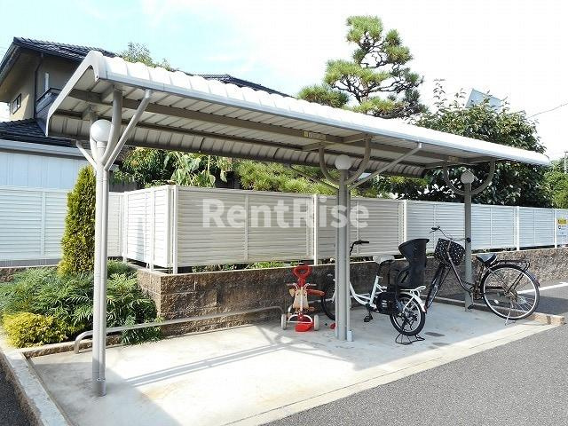 デンファーレ向山のその他