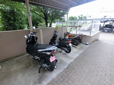 【その他共用部分】 | クリオ上星川弐番館 | バイク置場です。