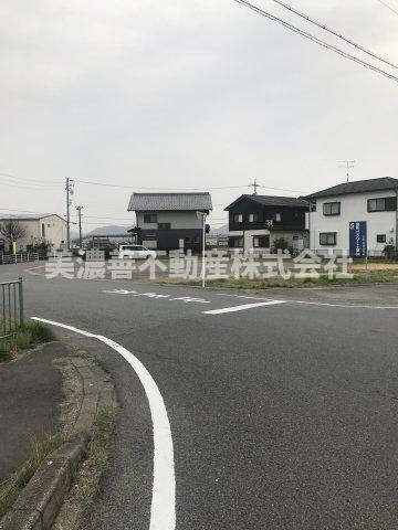 ５６５５５　関市側島土地の外観