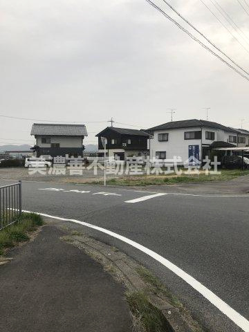 ５６５５５　関市側島土地の外観