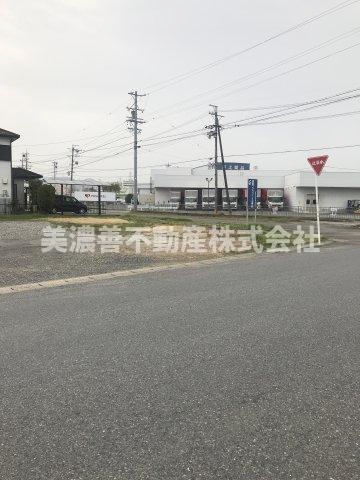 ５６５５５　関市側島土地の外観