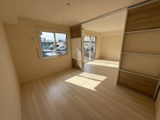 リヴェールⅡの居間・リビング