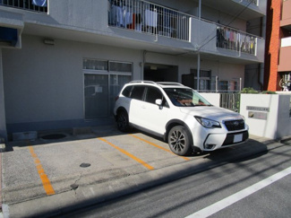 【駐車場】