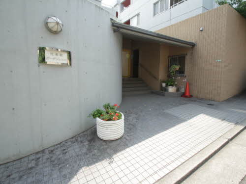 花屋敷ガーデンヒルズのエントランス