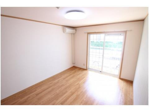 リバーサイド安藤の居間・リビング