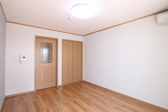 リバーサイド安藤の寝室