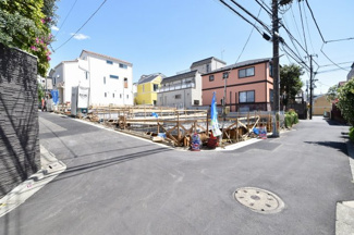 【外観】 | 現地見学や資料請求などお気軽にお問合わせ下さい。
周辺環境とあわせて現地ご案内致します。