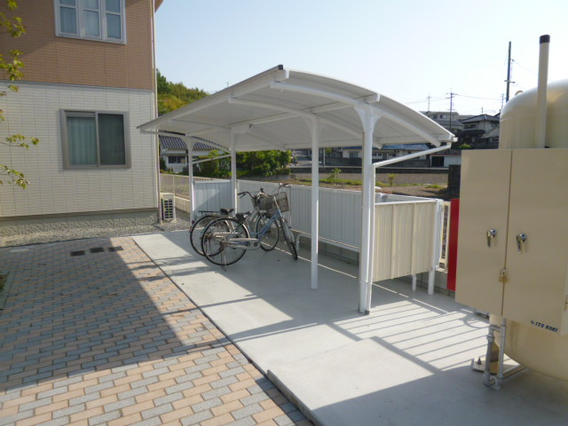 倉敷市中庄のアパートのその他共用部分|駐輪場