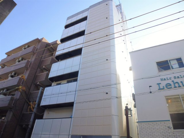 アバントコート明石の外観