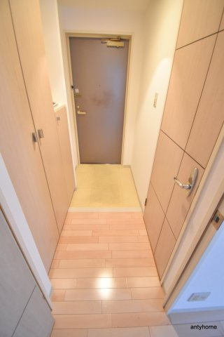 ミドエストツダ　仲介手数料無料の玄関