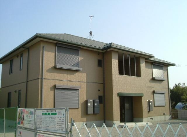 明石市大久保町大窪のハイツの外観