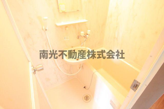 パレイースト小阪の浴室