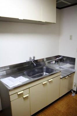 【キッチン】 | シャトー原 | きれいなキッチンです