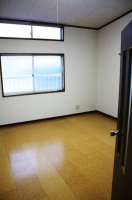 【洋室】 | シャトー原 | 明るい洋室です