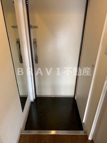 レジディア堺筋本町　BRAVI不動産の玄関|【プライムツリー内久宝寺】ゆったりとした玄関です
