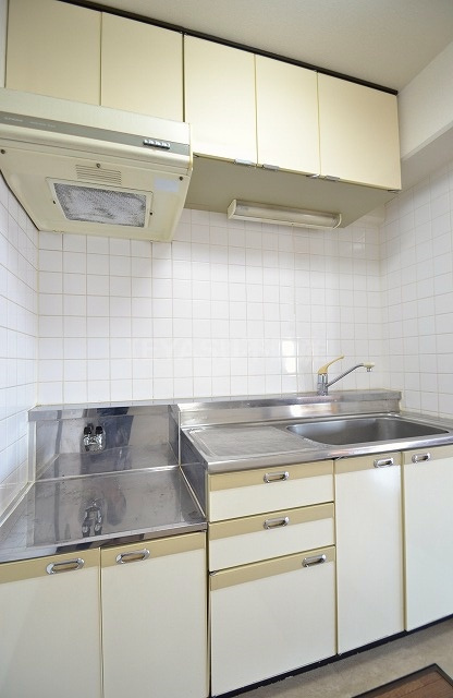 楽々園Nビルのキッチン