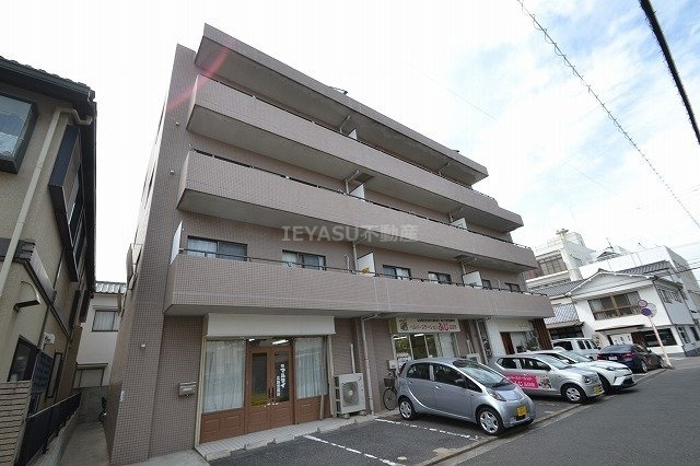 楽々園Nビルの外観