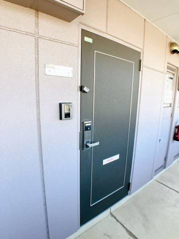 エクセレンス白山の玄関