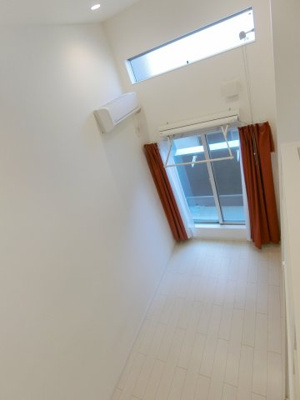 【洋室】 | First Gate KOBE | きれいな洋室です