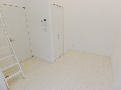 【内装】 | First Gate KOBE | きれいな内装です