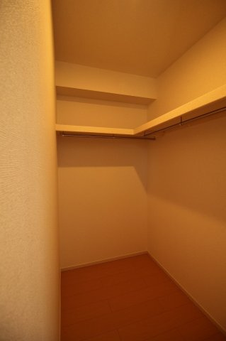 メゾン・ストリートの収納|ウォークインクロゼット