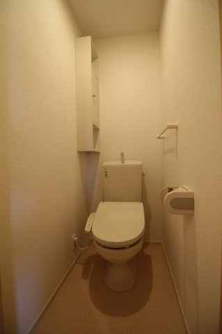 メゾン・ストリートのトイレ|コンパクトで使いやすいトイレです