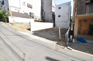 【外観】 | 現地見学や資料請求などお気軽にお問合わせ下さい。
周辺環境とあわせて現地ご案内致します。