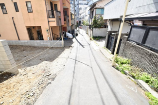 【前面道路含む現地写真】 | 現地見学や資料請求などお気軽にお問合わせ下さい。
周辺環境とあわせて現地ご案内致します。