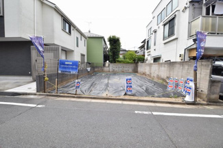 【外観】 | 現地見学や資料請求などお気軽にお問合わせ下さい。
周辺環境とあわせて現地ご案内致します。