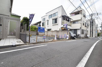 【前面道路含む現地写真】 | 現地見学や資料請求などお気軽にお問合わせ下さい。
周辺環境とあわせて現地ご案内致します。