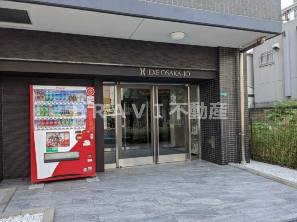 エグゼ大阪城　BRAVI不動産のエントランス|【エグゼ大阪城】毎日通るエントランスはこのようになっています