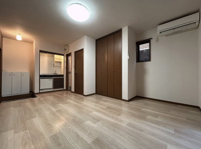 コーポレーヴ【キャッシュバック対象物件】の居間・リビング|ゆったりとした居間です