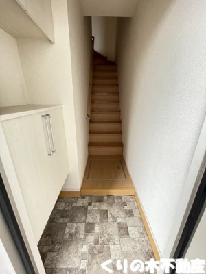 【玄関】 | フォレストA棟 | 落ち着いた玄関です