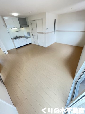 【居間・リビング】 | フォレストA棟 | 使いやすいリビングです