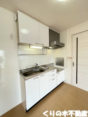 【キッチン】 | フォレストA棟 | コンパクトなキッチンで掃除もラクラク