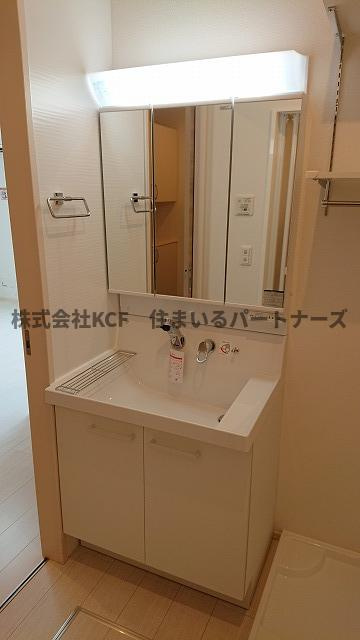 カルミアの独立洗面台|独立洗面化粧台付き