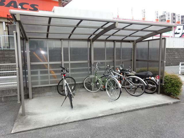 倉敷市笹沖のアパートのその他共用部分|自転車置き場