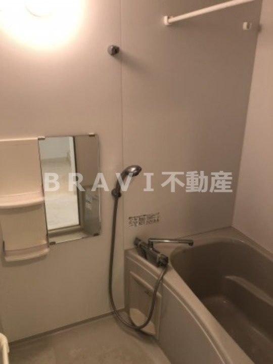 レジディア谷町　BRAVI不動産の浴室|【レジディア谷町】お風呂です