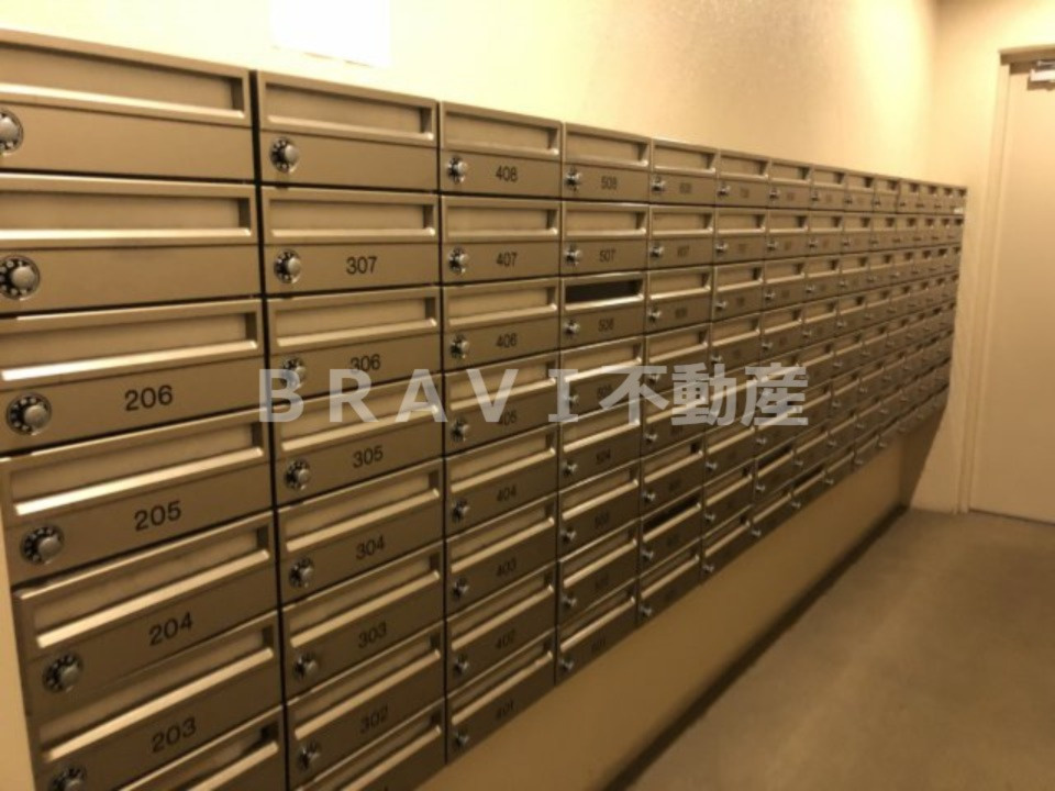 レジディア谷町　BRAVI不動産の設備|【レジディア谷町】郵便受け